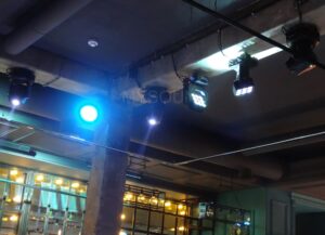 Сценический свет - прожекторы, головы и дым-машина купить в Минске